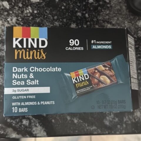 KIND Nut Bars Dark Chocolate Nuts & Sea Salt 6-Count — front of pack