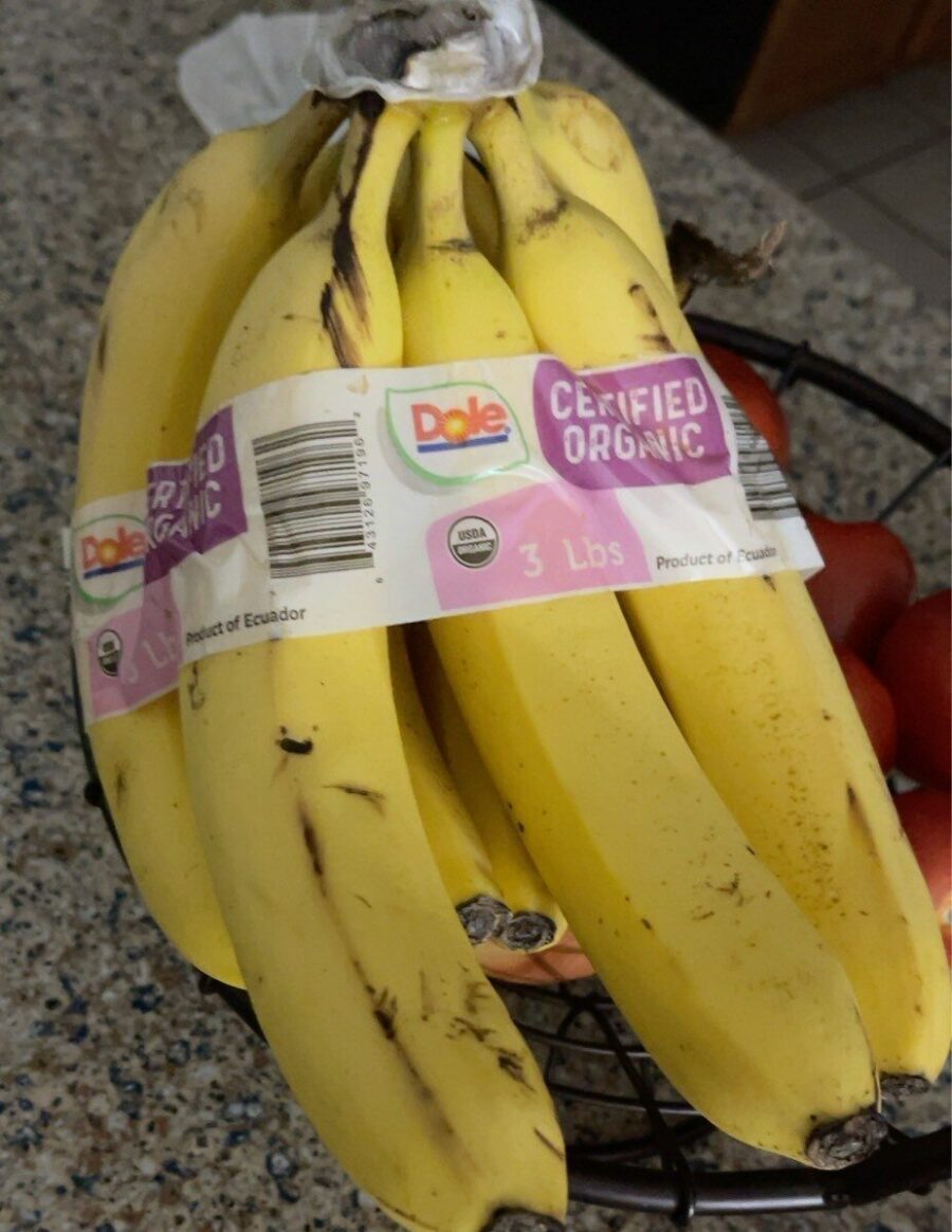Dole Bananas Organic 3 lb Bunch — Front view