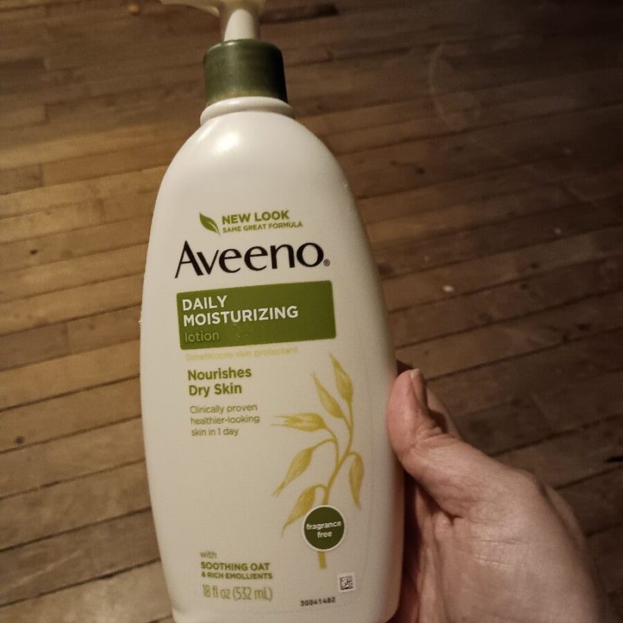 Aveeno Daily Moisturizing Lotion Lavender 2-Pack — Front view