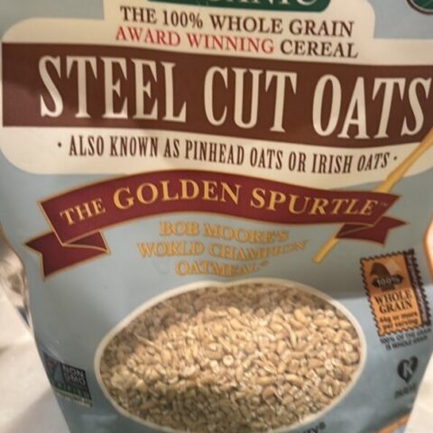 Bob’s Red Mill Oatmeal Steel Cut Oats 32 oz — front of pack